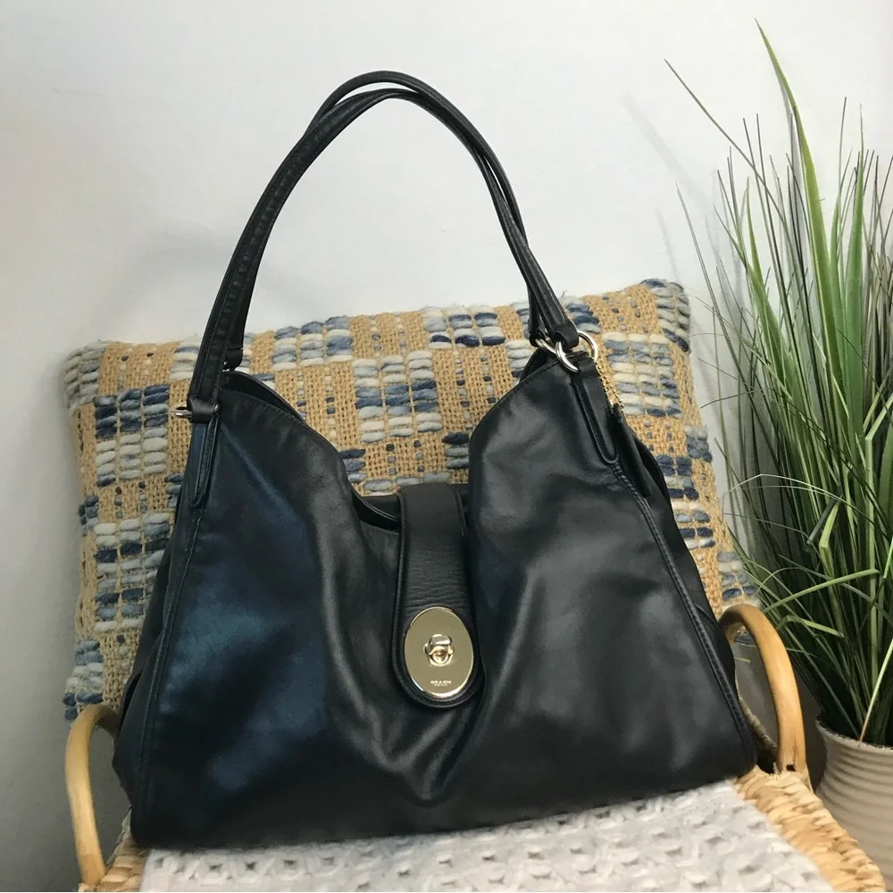COACH MADISON CARLYLE SMOOTH LEATHER SHOULDER BAG